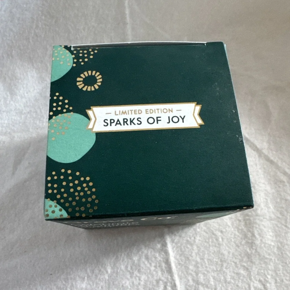 Grove Co. Sparks of Joy Candle‎ Balsam Fir Soy Wax Candle 7.5oz NEW 30 Hour Burn